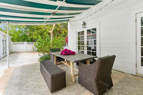 210 Merrain Road, Palm Beach FL - photo 6 of 33