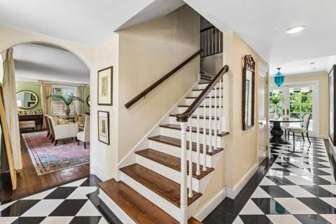 210 Merrain Road, Palm Beach FL - photo 11 of 33