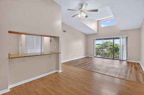 624 Sea Pine Way #B3, Greenacres FL - photo 6 of 50