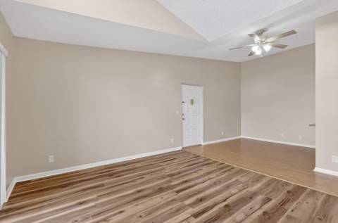 624 Sea Pine Way #B3, Greenacres FL - photo 12 of 50