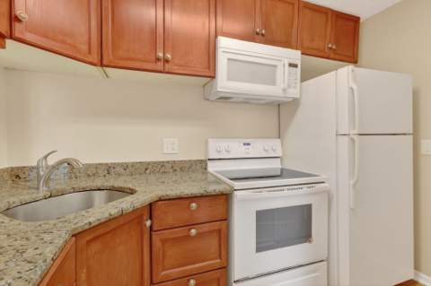 624 Sea Pine Way #B3, Greenacres FL - photo 15 of 50