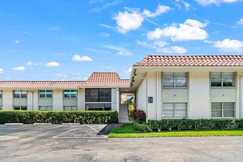 2 bedroom Condominium at 1124 NW 13th Street #204a, Boca Linda West, Boca Raton — photo 1