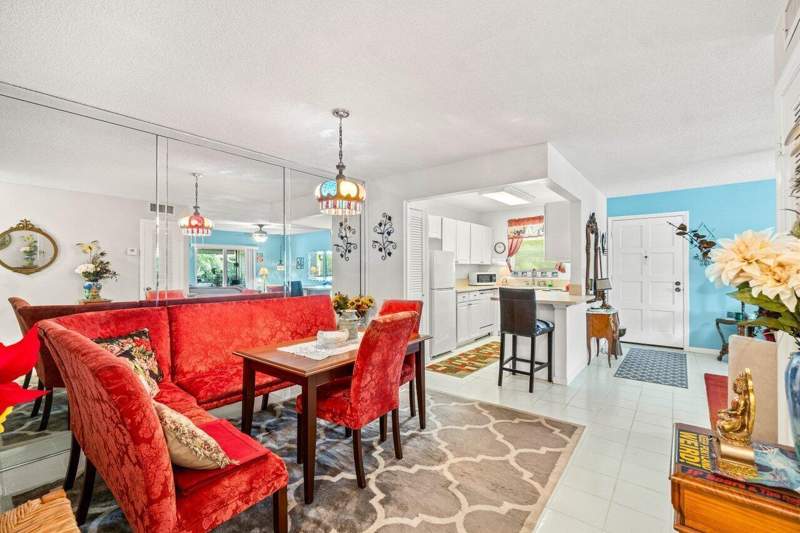 2 bedroom Condominium at 1124 NW 13th Street #204a, Boca Linda West, Boca Raton — photo 2