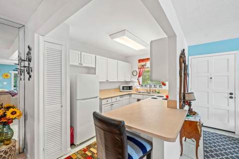 1124 NW 13th Street #204a, Boca Raton FL - photo 6 of 30