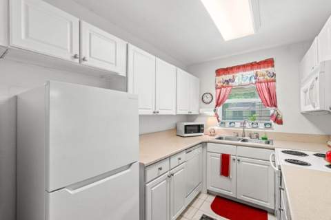 1124 NW 13th Street #204a, Boca Raton FL - photo 8 of 30