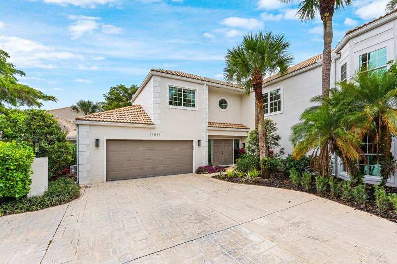 4 bedroom Condominium at 11847 Pebblewood Drive, First Fairway Condo, Wellington — photo 1