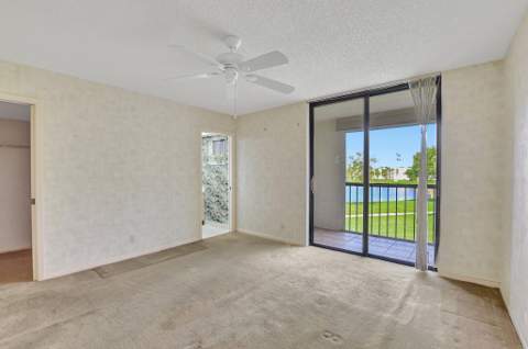 5340 Las Verdes Circle #208, Delray Beach FL - photo 15 of 49