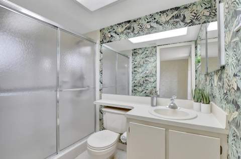 5340 Las Verdes Circle #208, Delray Beach FL - photo 17 of 49