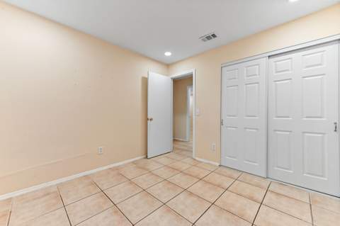 2441 SE University Terrace, Port St. Lucie FL - photo 10 of 22