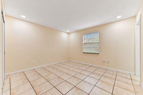 2441 SE University Terrace, Port St. Lucie FL - photo 13 of 22