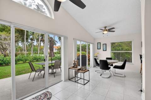 9718 Harbour Lake Circle, Boynton Beach FL - photo 18 of 107