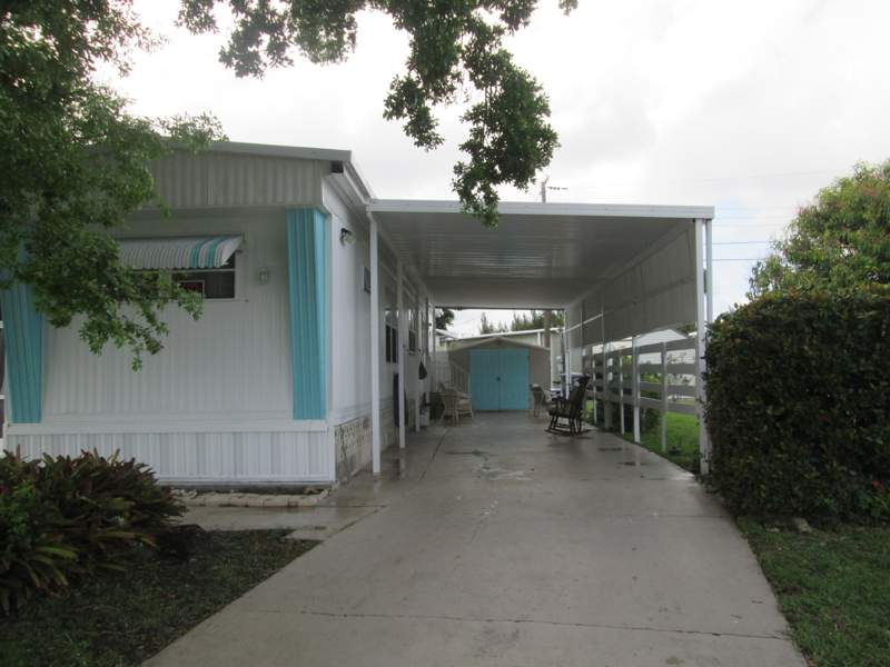 2 bedroom Mobile Home at 4261 Meadow View Drive, Northern Pines Mobile Home Park 1, Boynton Beach — photo 3