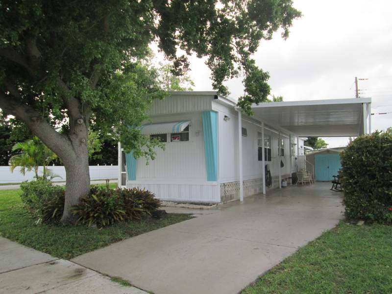 2 bedroom Mobile Home at 4261 Meadow View Drive, Northern Pines Mobile Home Park 1, Boynton Beach — photo 4