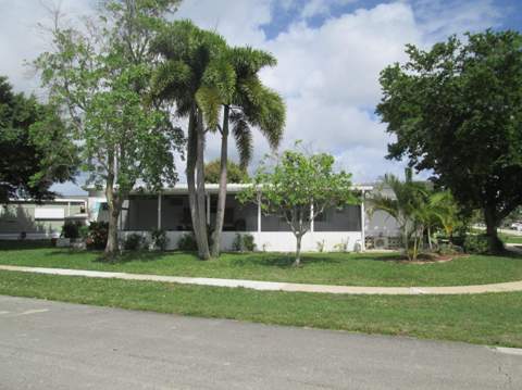 4261 Meadow View Drive, Boynton Beach FL - photo 7 of 40