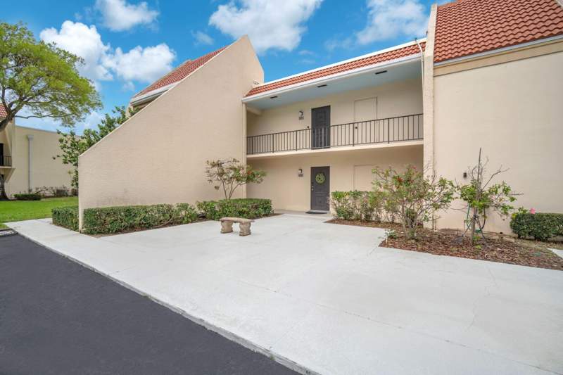 2 bedroom Condominium at 1823 Presidential Way #E101, Lands Of The President Condo 1, West Palm Beach — photo 3