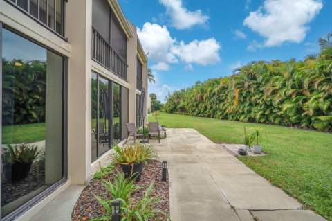 1823 Presidential Way #E101, West Palm Beach FL - photo 7 of 41