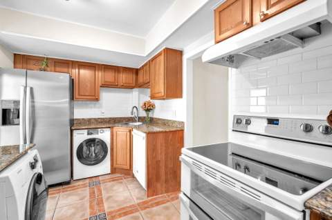1823 Presidential Way #E101, West Palm Beach FL - photo 20 of 41