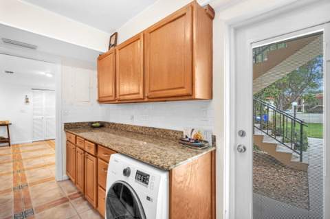 1823 Presidential Way #E101, West Palm Beach FL - photo 23 of 41