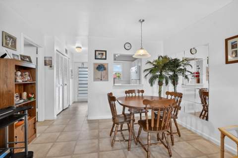 9855 Sandalfoot Boulevard #Apt 317, Boca Raton FL - photo 6 of 29