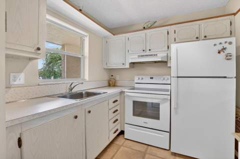 9855 Sandalfoot Boulevard #Apt 317, Boca Raton FL - photo 11 of 29