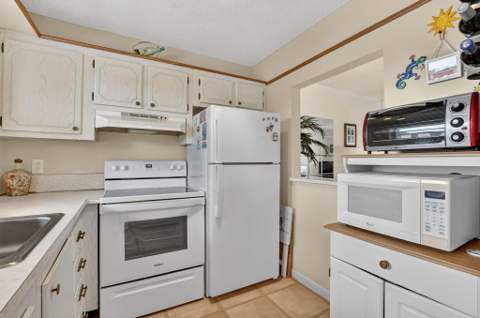 9855 Sandalfoot Boulevard #Apt 317, Boca Raton FL - photo 12 of 29