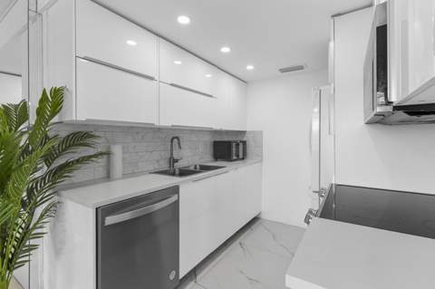 3028 Harwood D, Deerfield Beach FL - photo 9 of 32
