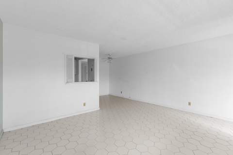 72 Ashby B, Deerfield Beach FL - photo 6 of 36