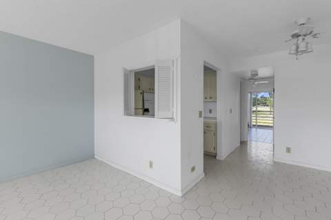 72 Ashby B, Deerfield Beach FL - photo 7 of 36