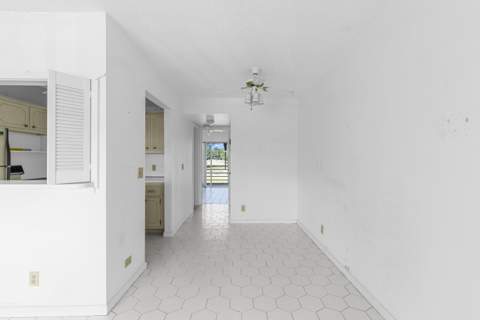 72 Ashby B, Deerfield Beach FL - photo 8 of 36