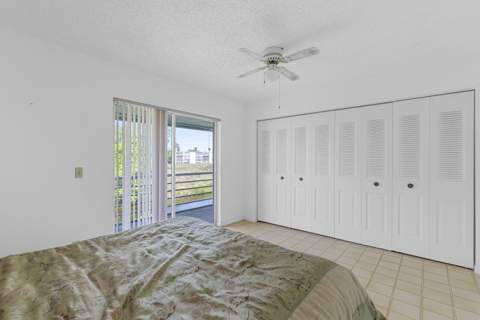 72 Ashby B, Deerfield Beach FL - photo 18 of 36