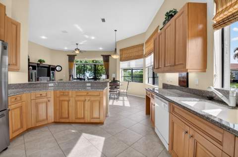 9571 Isles Cay Drive, Delray Beach FL - photo 16 of 73