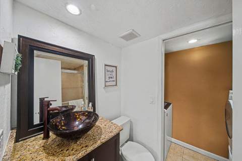149 Lake Arbor Drive, Palm Springs FL - photo 11 of 37
