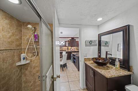 149 Lake Arbor Drive, Palm Springs FL - photo 14 of 37