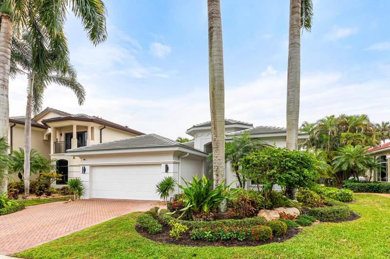 3 bedroom Single Family Residence at 15856 Double Eagle Trail, Mizner Country Club, Delray Beach — photo 2