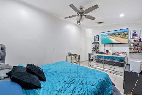 8193 Pelican Harbour Drive, Lake Worth FL - photo 11 of 23