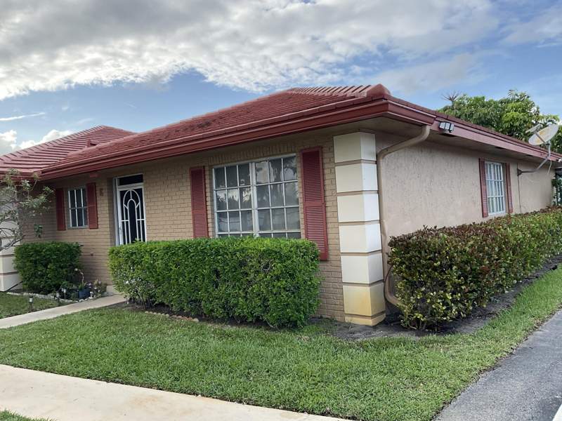 3 bedroom Villa at 1473 SW 27th Avenue #1e, Golfview Harbour Estates, Boynton Beach — photo 2