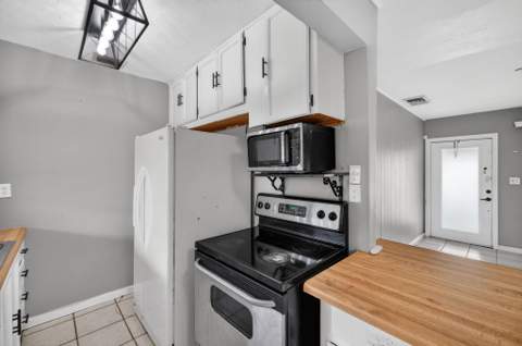 4117 NW 5th Avenue, Oakland Park FL - photo 10 of 48