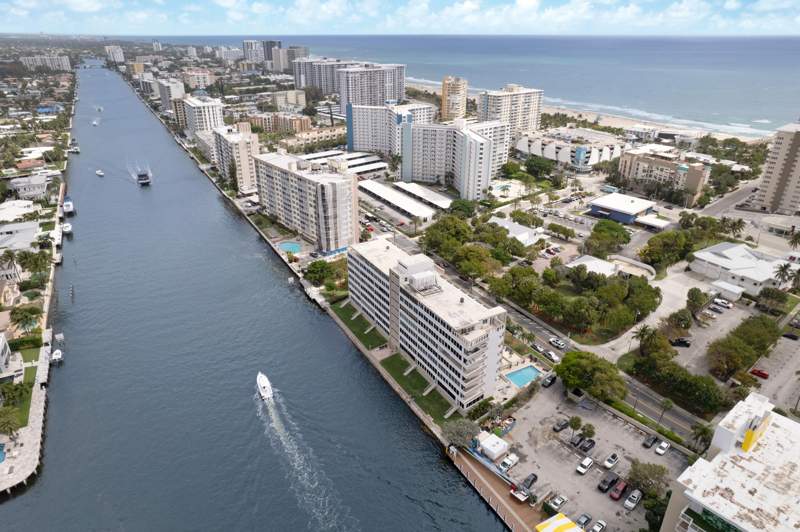 1 bedroom Stock Cooperative at 201 N Riverside Drive #402, Harbor House Apartment Co-Op, Pompano Beach — photo 5