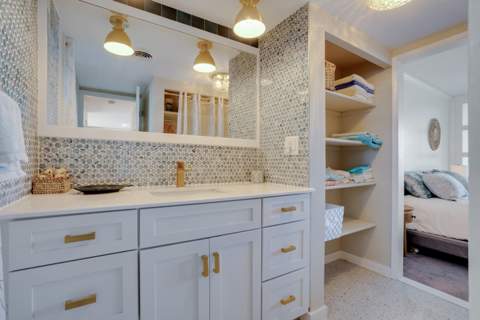 201 N Riverside Drive #402, Pompano Beach FL - photo 15 of 31