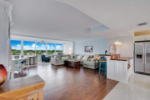 201 N Riverside Drive #402, Pompano Beach FL - photo 9 of 31