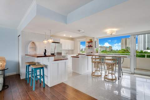 201 N Riverside Drive #402, Pompano Beach FL - photo 22 of 31