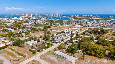 1102 W 11th Street, Riviera Beach FL - photo 7 of 9