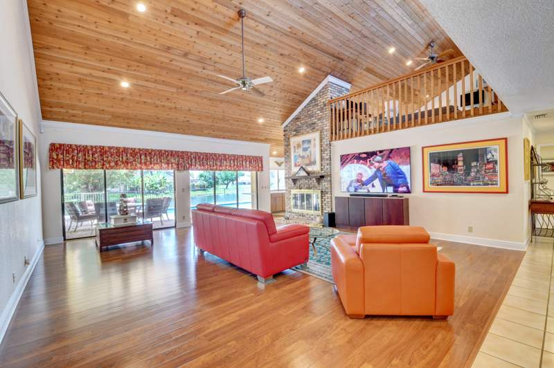4 bedroom Single Family Residence at 3110 Equestrian Drive, Woodfield Hunt Club, Boca Raton — photo 5
