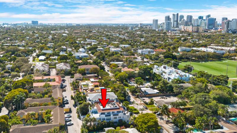 3 bedroom Townhouse at 732 NE 15th Avenue, Victoria Park, Fort Lauderdale — photo 3