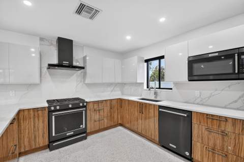 504 Flotilla Road, North Palm Beach FL - photo 18 of 52