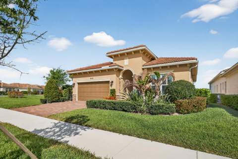 9318 SW Miracoli Way, Port St. Lucie FL - photo 6 of 83