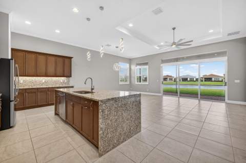 9318 SW Miracoli Way, Port St. Lucie FL - photo 20 of 83