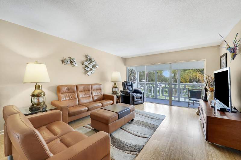 2 bedroom Condominium at 331 Tequesta Drive #213, Blair House Condo A, Tequesta — photo 2