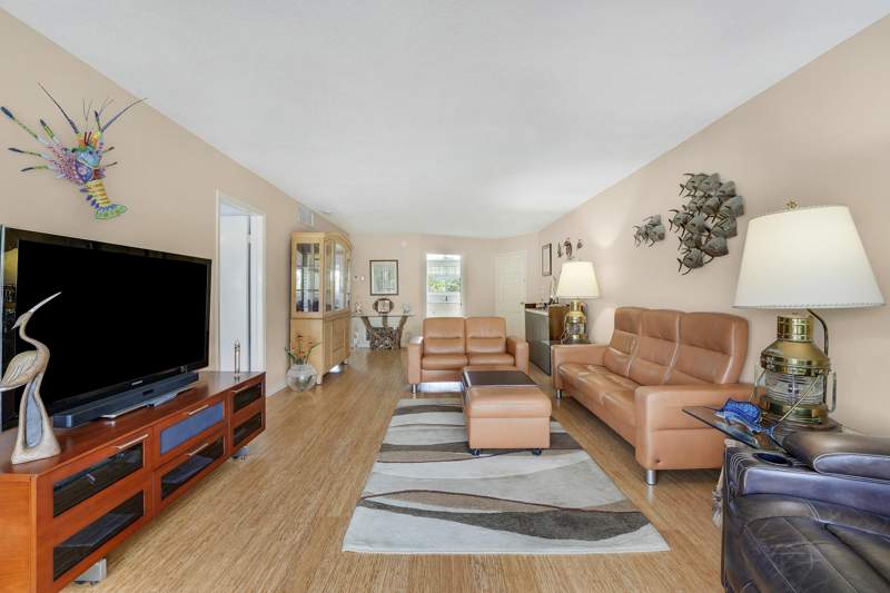 2 bedroom Condominium at 331 Tequesta Drive #213, Blair House Condo A, Tequesta — photo 3