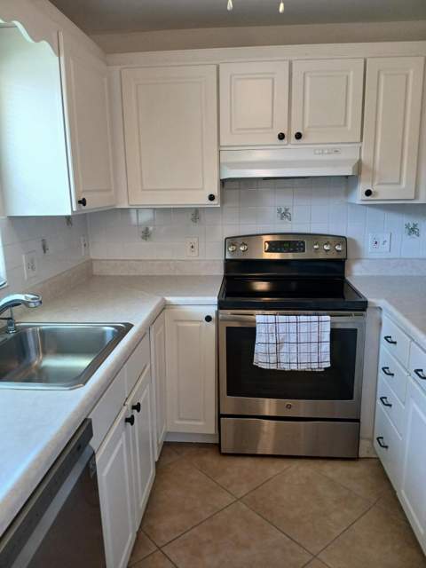 92 Seville Drive, Delray Beach FL - photo 6 of 30
